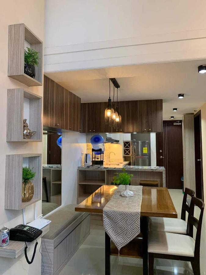Club Ultima Residences Unit 1712 Cebu Exteriör bild