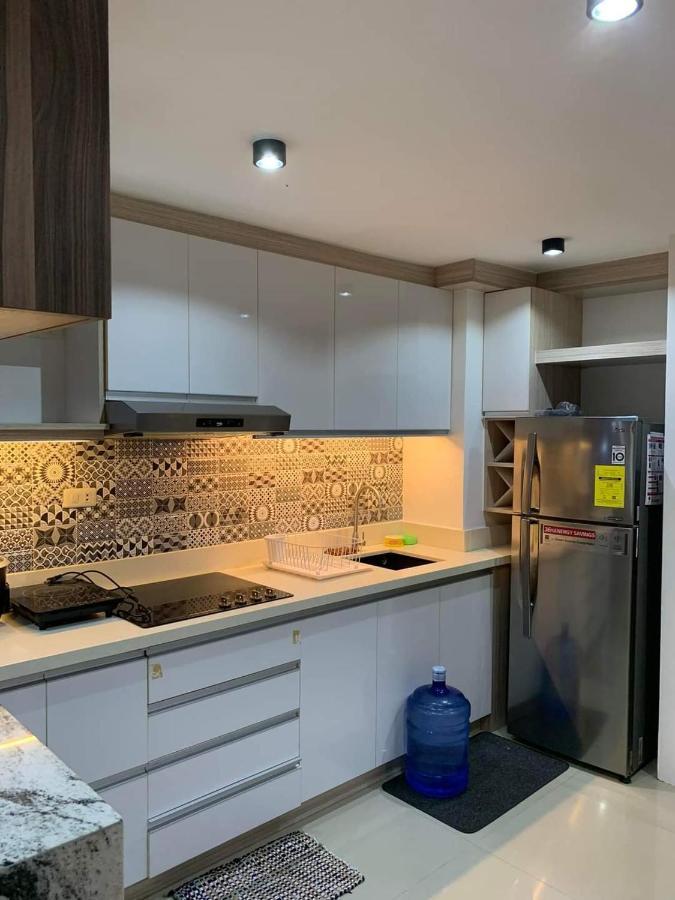 Club Ultima Residences Unit 1712 Cebu Exteriör bild