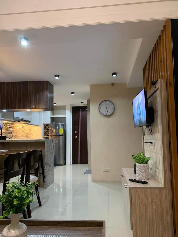 Club Ultima Residences Unit 1712 Cebu Exteriör bild